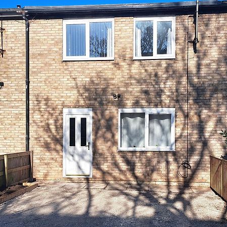 Cozy, Charming 3-Bedroom Home In Chester- Free Parking- Sleeps Up To 6 Екстериор снимка